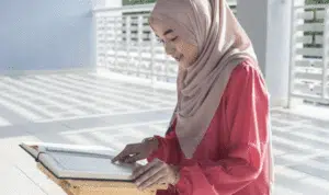 Keistimewaan Rutin Baca Alquran dalam Kehidupan
