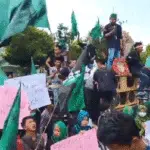 Live Demo Mahasiswa di Depan Gedung DPRD Sumenep