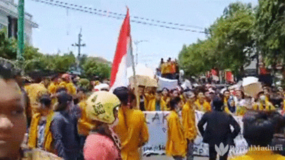 Live Gelombang Kedua Aksi Mahasiswa Tolak Revisi UU KPK dan RUU lainnya di Sumenep