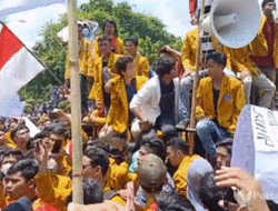 Live Gelombang Ketiga Aksi Mahasiswa Tolak Revisi UU KPK dan RUU Lainnya di Sumenep