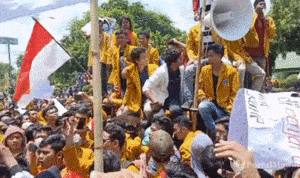 Live Gelombang Ketiga Aksi Mahasiswa Tolak Revisi UU KPK dan RUU Lainnya di Sumenep