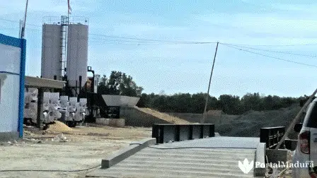 Pabrik 'Batching Plant' Dikeluhkan Warga Sampang