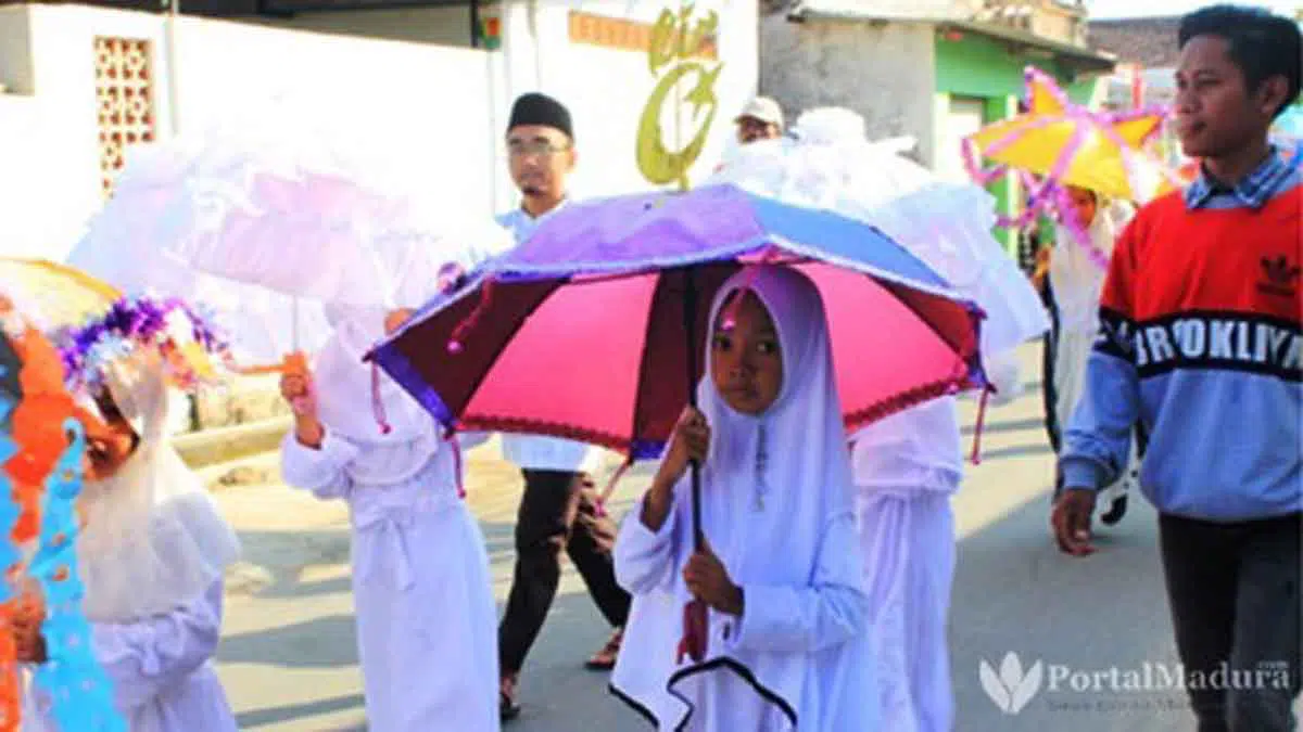 SDT2Q Sumenep Rayakan Tahun Baru Islam dengan Pawai Taaruf