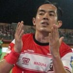 Dua Gol Slamet Nurcahyo Bawa  Menang Atas Kalteng Putra