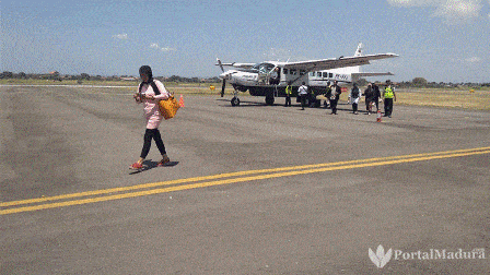 Hari Ini, Pesawat Perintis Uji Coba Penerbangan Bandara Trunojoyo ke Pagerungan