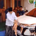 Pengasuh Launching Usaha Alumni Ponpes Annuqayah di Batuputih Sumenep