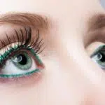 Yuk Intip Colored Eyeliner yang Cocok Untuk Warna Kulit Anda