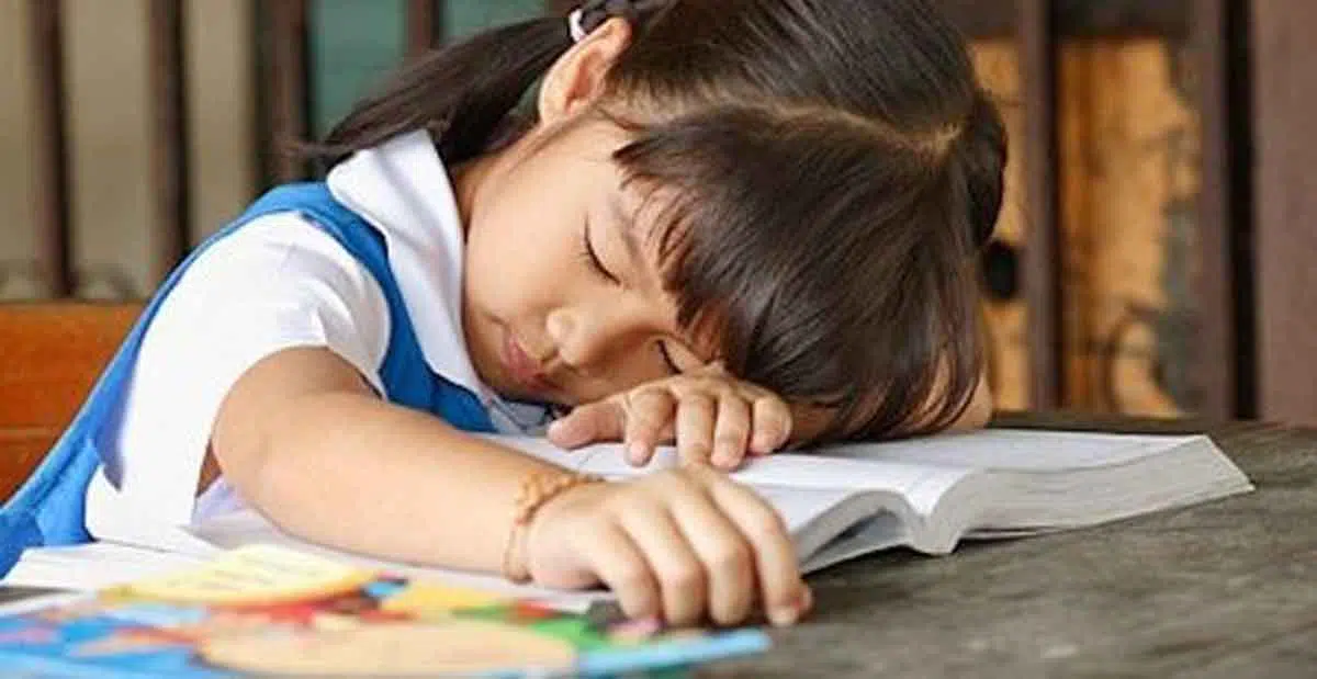 Anak Sekolah di Usia Terlalu Dini, Ini 3 Dampak Negatifnya
