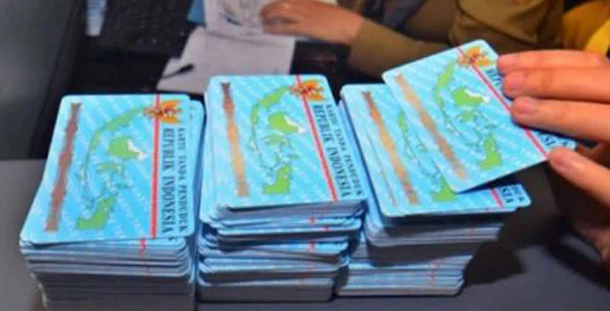 Blanko KK dan e-KTP di Pamekasan Kosong