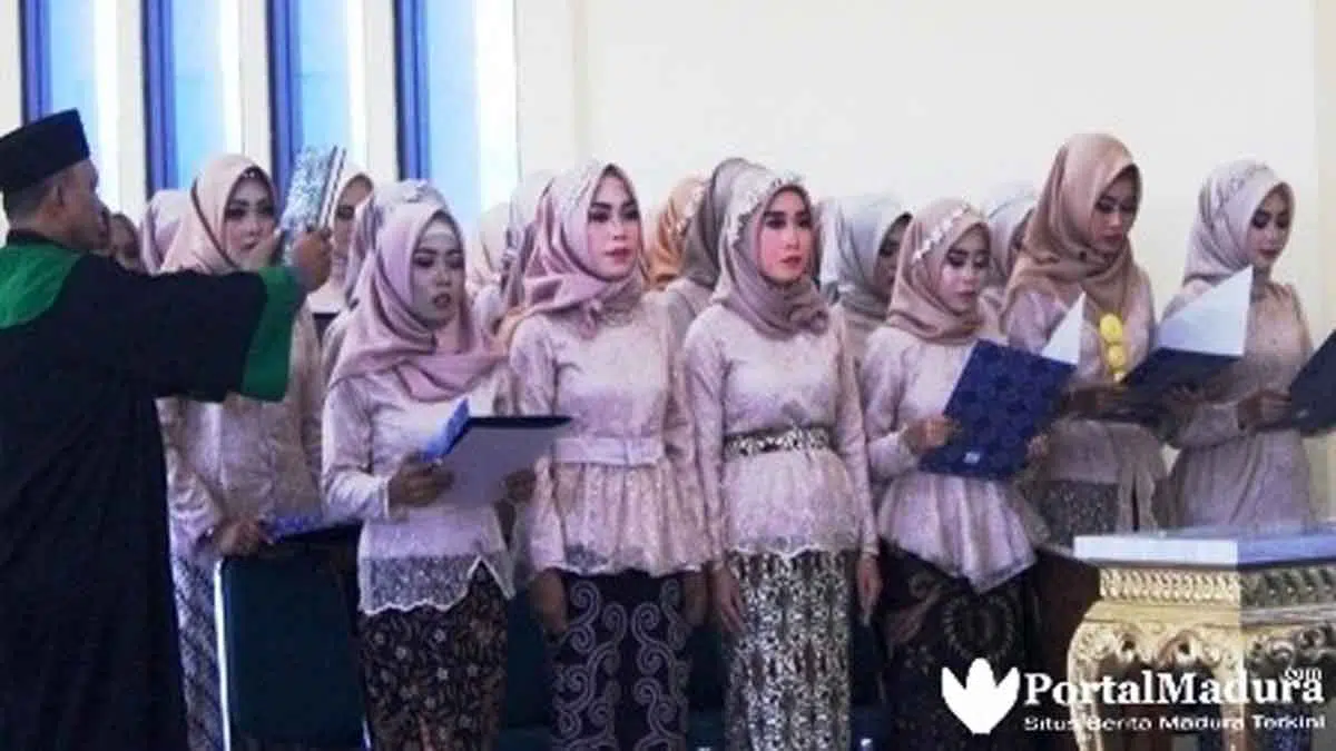 Unija Gelar Pelantikan dan Sumpah Profesi Ners dan Bidan