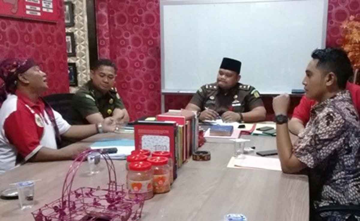 Warga Sampang Desak Ungkap Tiga Kasus Dugaan Korupsi