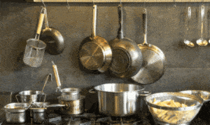 5 Bahan Makanan di Dapur yang Ampuh Sebagai Pembersih Alat Rumah Tangga