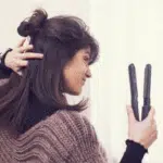 5 Cara Agar Rambut Tetap Sehat Meski Sering Dicatok