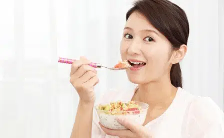 5 Makanan yang Ampuh Kurangi Sakit Asam Lambung