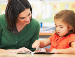 7 Cara Efektif Mendidik Anak Agar Disiplin di Era Modern