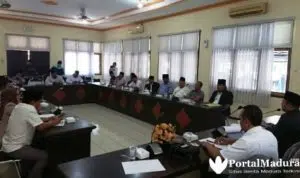 Datangi DPRD Bangkalan, AKD Desak Pemilihan BPD Cepat Digelar