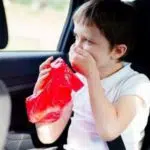 5 Cara Cerdas Cegah Anak Mabuk Perjalanan