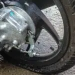 5 Penyebab Ban Motor Bocor