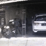 Curi Tas dalam Jok Motor di Parkir Kantor DPRD Pamekasan Terekam CCTV