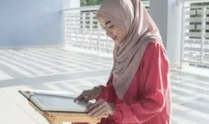 Hukum Baca Alquran Bagi Wanita yang Haid