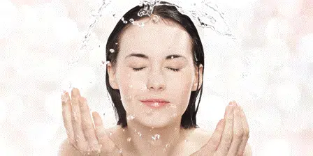 Kesalahan Sepele Ketika Cuci Muka Ini Bisa Bikin Kulit Rusak