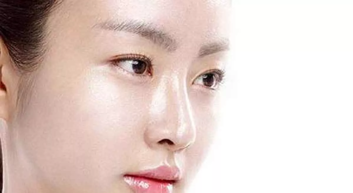 7 Cara Makeup untuk Kulit Berminyak