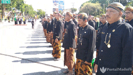 Lestarikan Identitas, Upacara Hari Jadi 750 Sumenep Gunakan Bahasa Madura