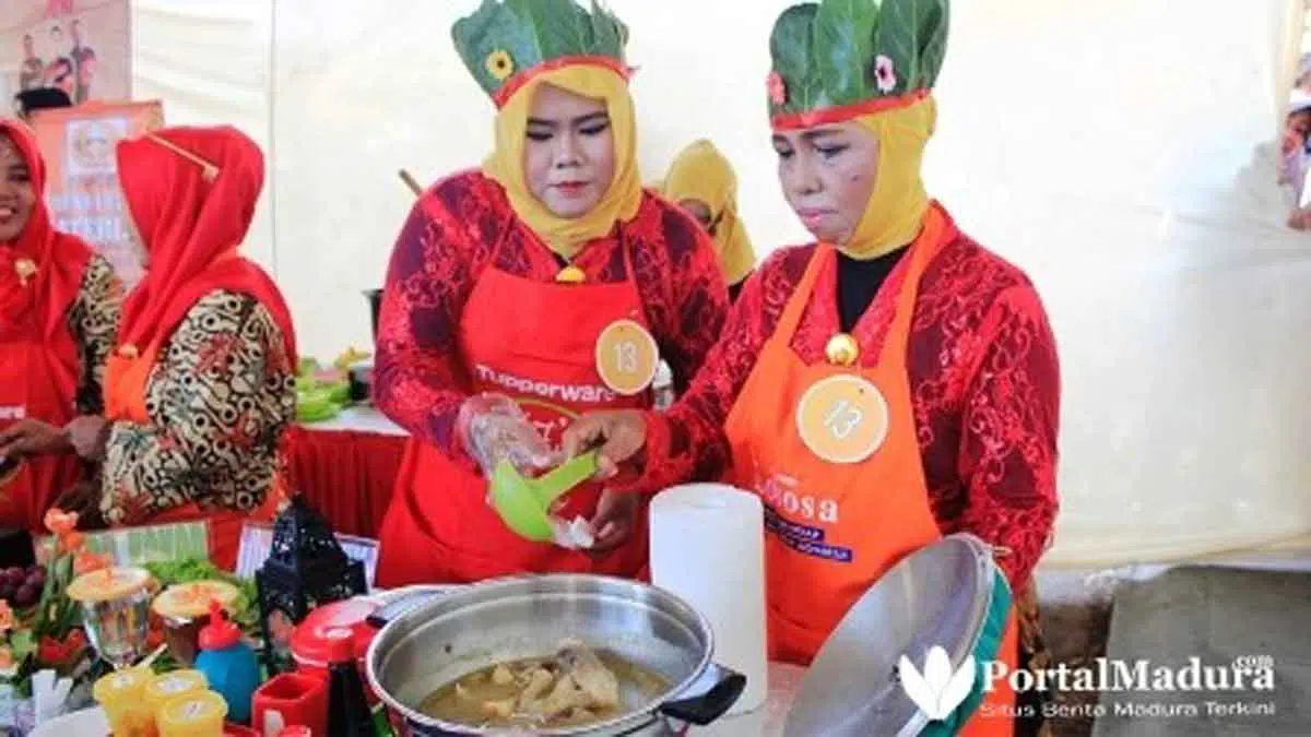 Libatkan Mertua dan Menantu, Lomba Masak Kaldu Kokot Warnai Festival Kuliner 2019