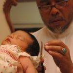 Umat Islam, Ini Adab Cukur Rambut Bayi yang Perlu Diketahui