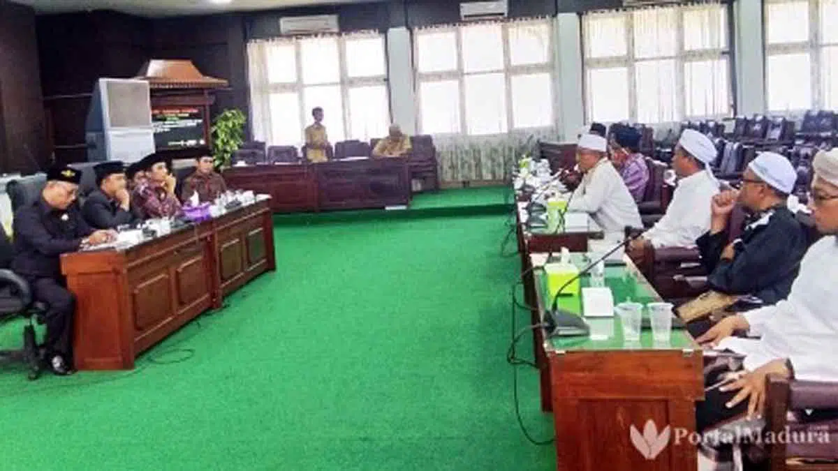 Tempat Karaoke Diduga Buka Diam-diam, Ormas di Pamekasan Wadul Dewan