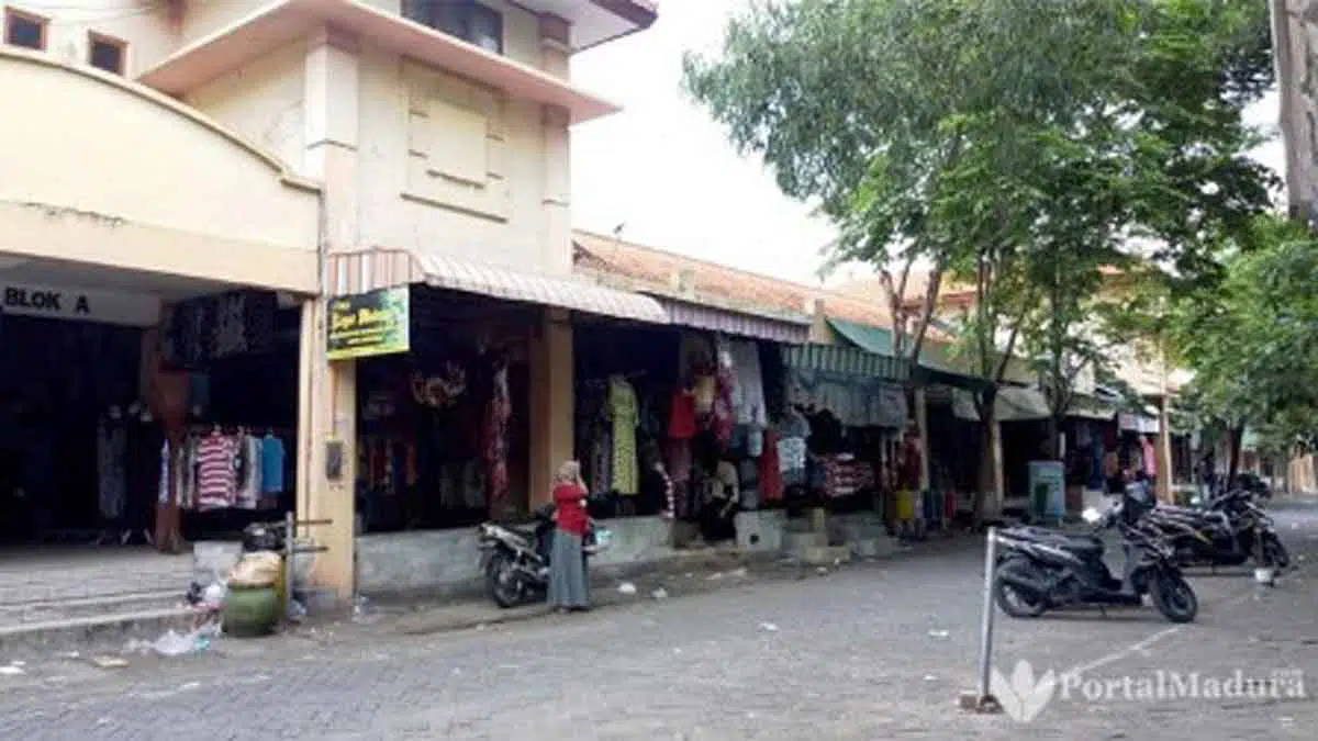 Pedagang Pasar Ki Lemah Duwur Bangkalan Keluhkan Tarif Retribusi