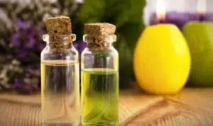 Pemilik Kulit Kering, Ini Cara Bikin Serum Alami Untuk Anda