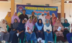 Ajari Kelompok Tani, Dosen Unija Beri Pelatihan Pengolahan Umbi Garut di Desa Kasengan