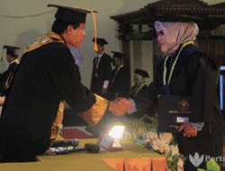 Pertama Kali Unija Sumenep Wisuda Magister Hukum Program Pasca Sarjana