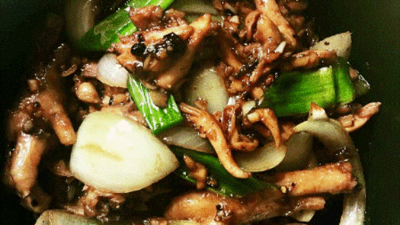 Resep Ayam Suwir Lada Hitam, Dijamin Bikin Nagih