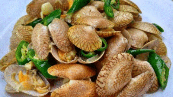 Resep Tumis Kerang Batik Cabai Hijau yang Menggoda