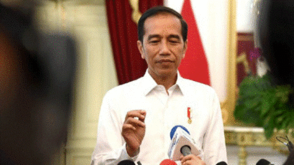 Resmikan “Tol Langit” Palapa Ring, Jokowi Ingatkan Jangan Salah Gunakan Internet