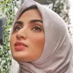 Teknik Makeup 5 Menit, Cocok Dipakai Sebelum Pergi ke Kampus