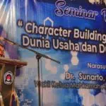 Unija Gelar Seminar Motivasi Jelang Wisuda Tahun 2019