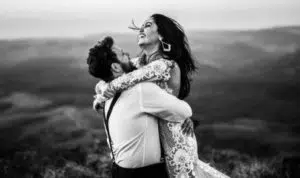 Musim Libra: Ini 3 Zodiak yang Punya Kisah Cinta Romantis