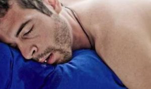 Sering Mengiler Ketika Tidur? Cek Disini Penyebabnya