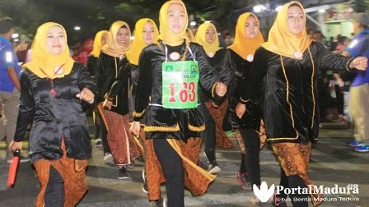 Unik, Sumenep Gelar Gerak Jalan Tradisional