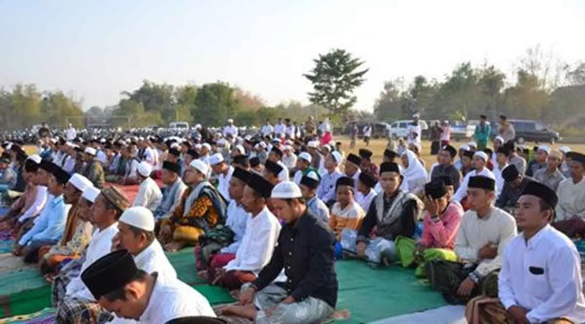 Krisis Air Bersih, Warga Sampang Gelar Salat Istisqa dan Doa Minta Hujan