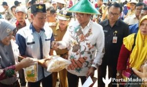 Mohamad Dahri, Berwirausaha sambil Membangun Desa