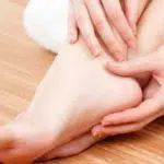 Kenali 5 Penyebab Kulit Kaki Anda Sering Terkelupas