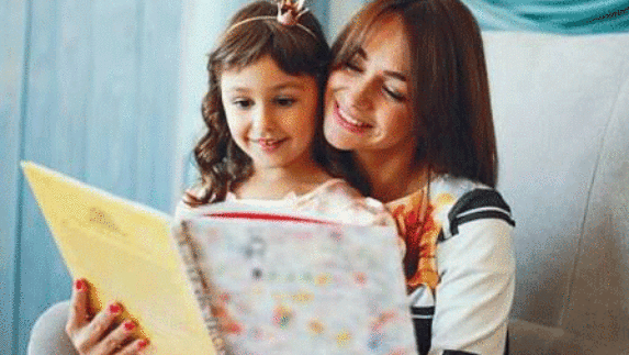 3 Cara Ajari Anak di Era Digital