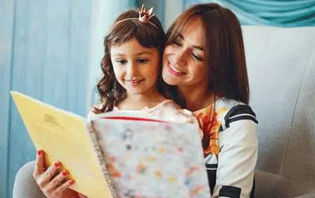 3 Cara Ajari Anak di Era Digital