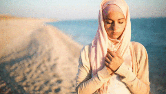 Doa Melihat Langit yang Dianjurkan Rasulullah