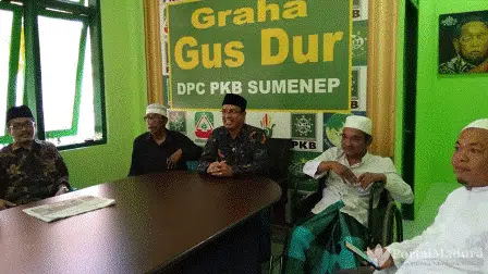 KH Unais Ali Hisyam Kembalikan Formulir Bacabup ke PKB