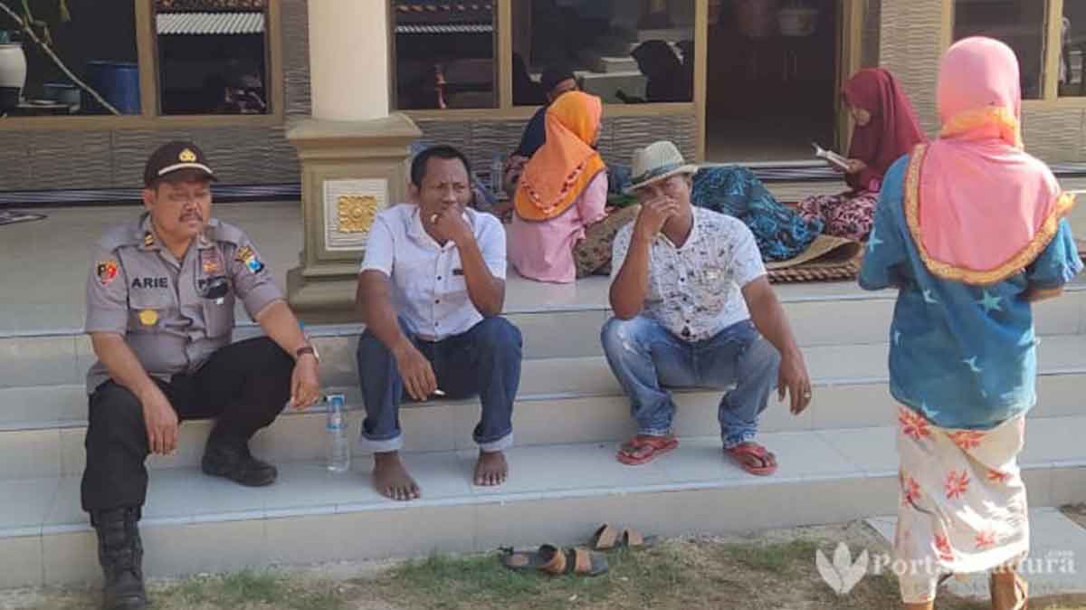 Pria Paruh Baya Ditemukan Tewas Penuh Luka di Sampang